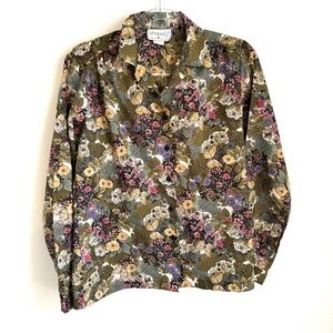 Shapely | VINTAGE Women’s Olive Green Pink Purple Floral Button Up Top Size M